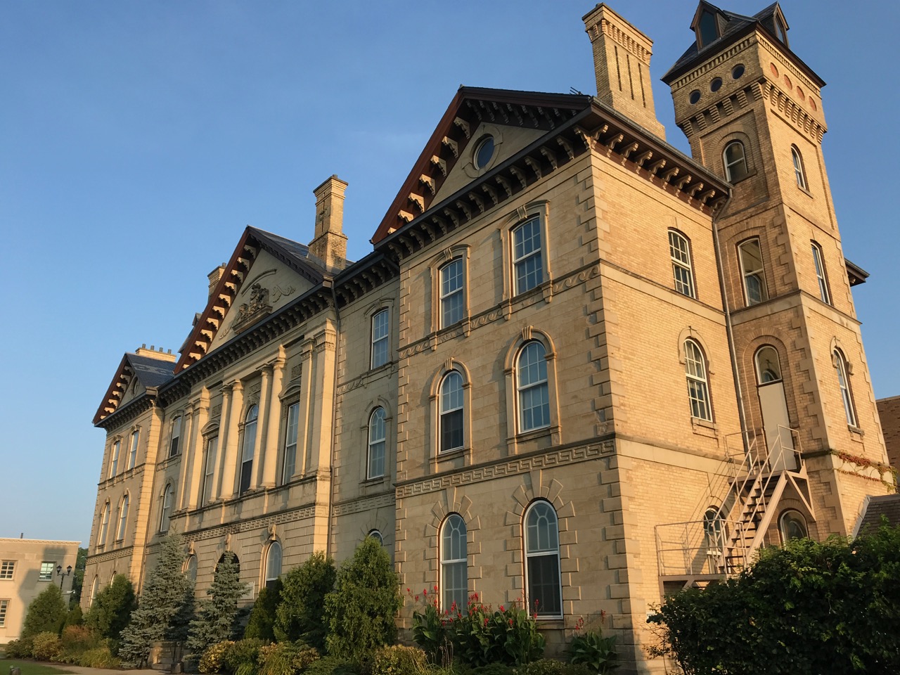 Brant County Courthouse